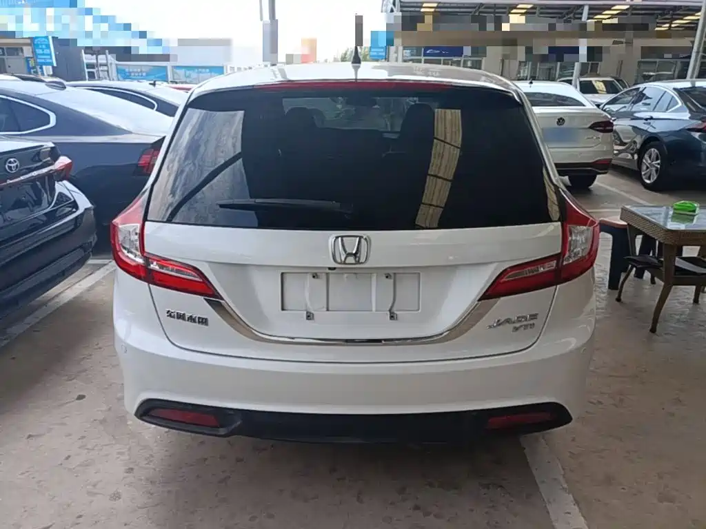 Honda Jade — миниатюра 6