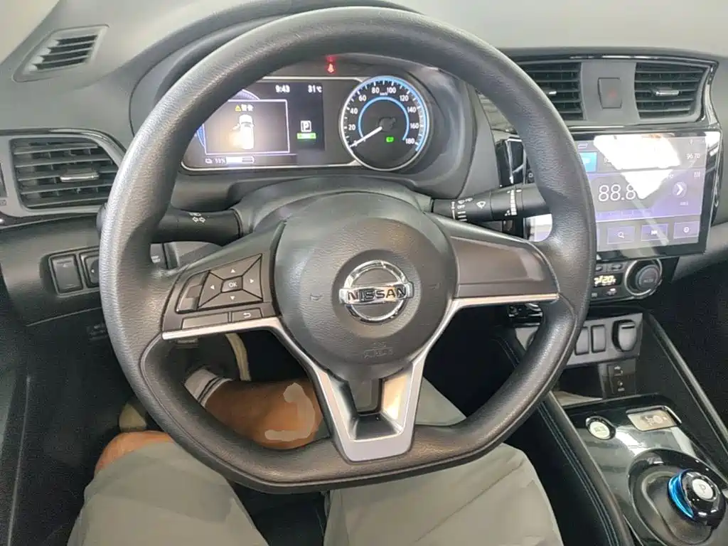 Nissan Sylphy EV — миниатюра 11