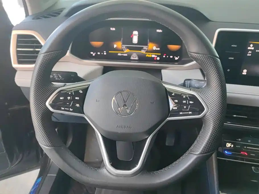 Volkswagen Tharu — миниатюра 15