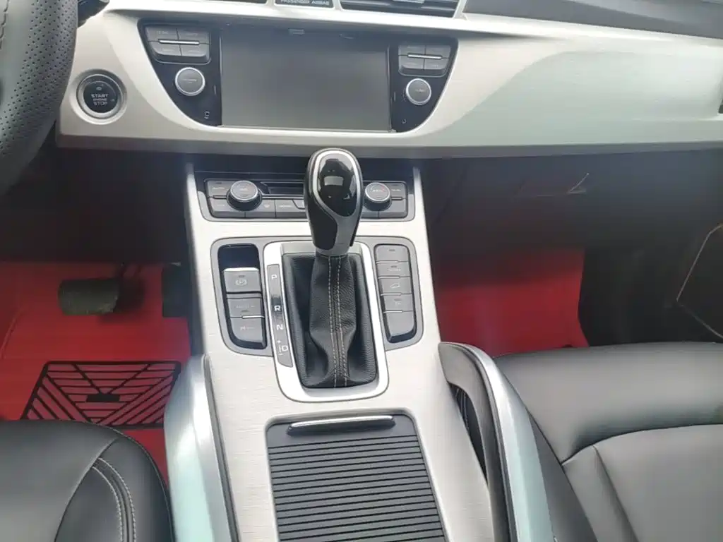 Geely Boyue — миниатюра 14