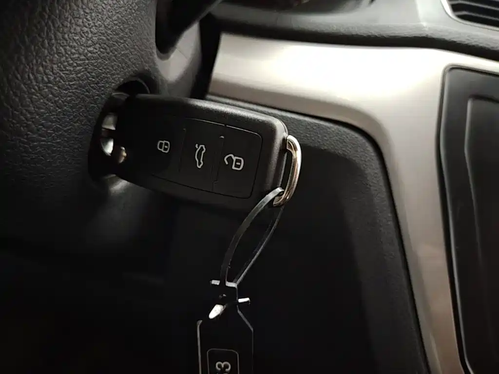 Volkswagen Lavida — миниатюра 17