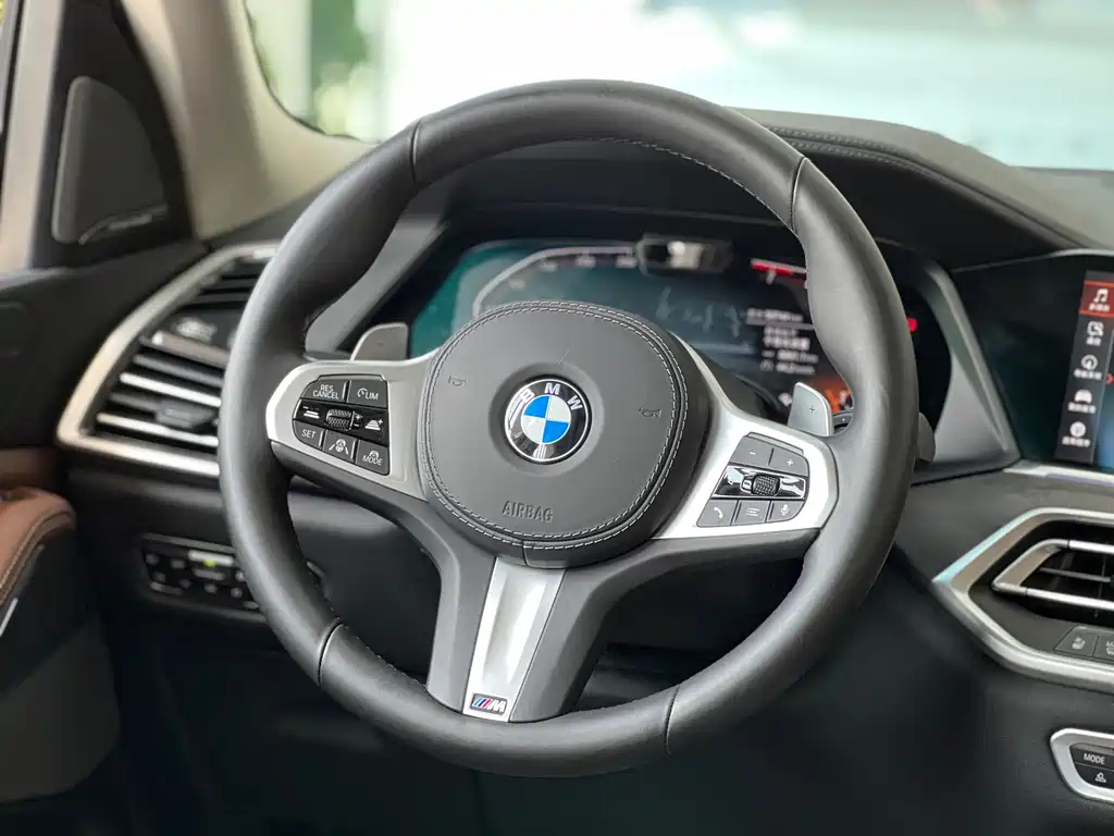 BMW X5 (Import) — миниатюра 7