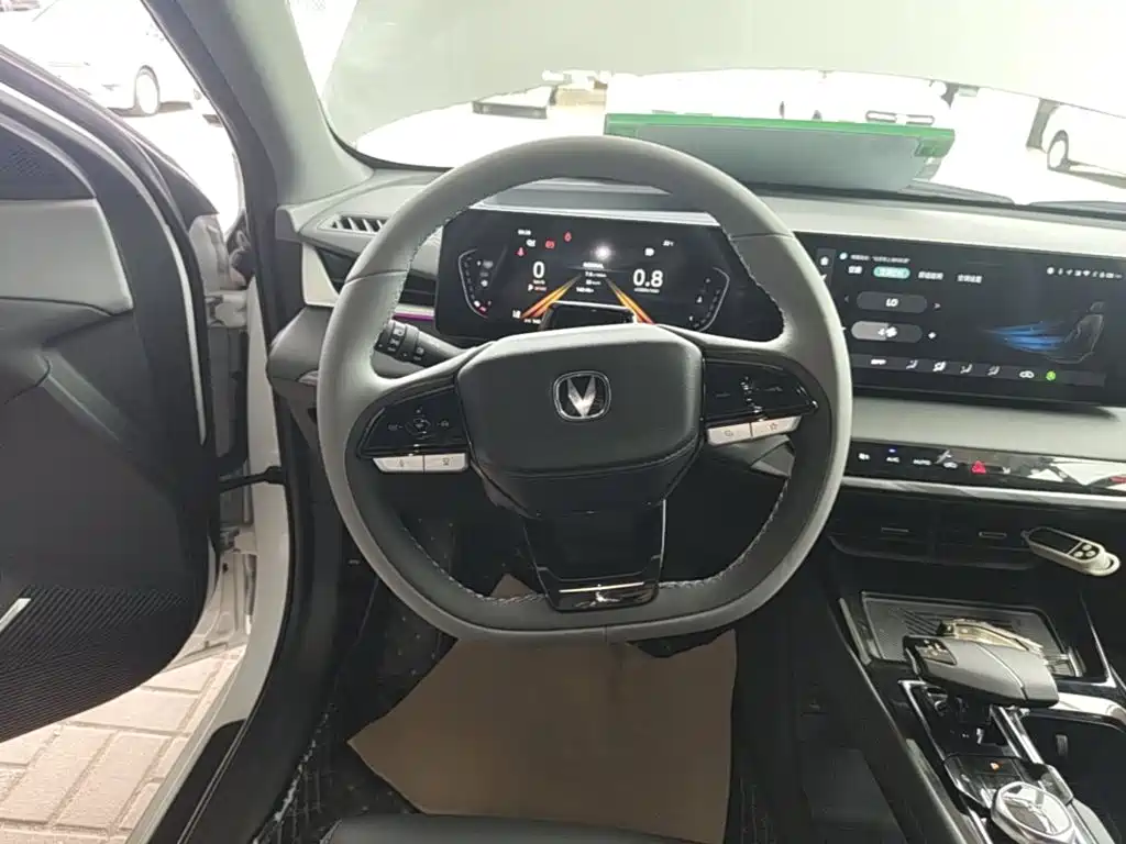Changan Ruicheng PLUS — миниатюра 11