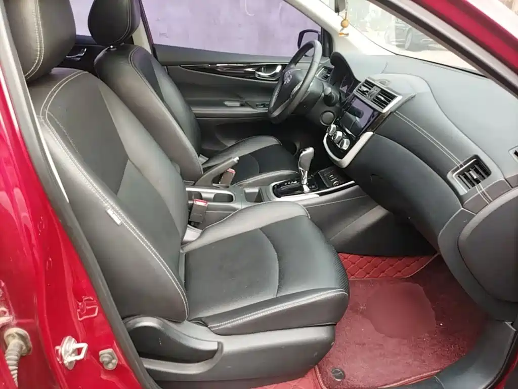 Nissan Tiida — миниатюра 25