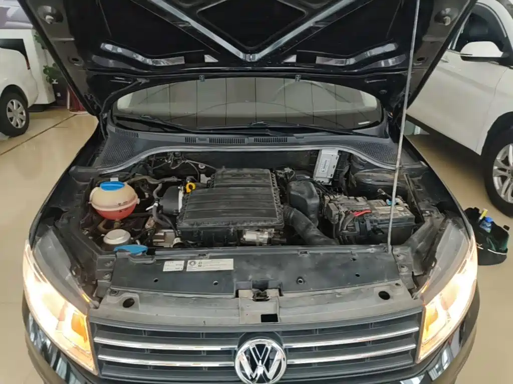 Volkswagen Santana — миниатюра 20