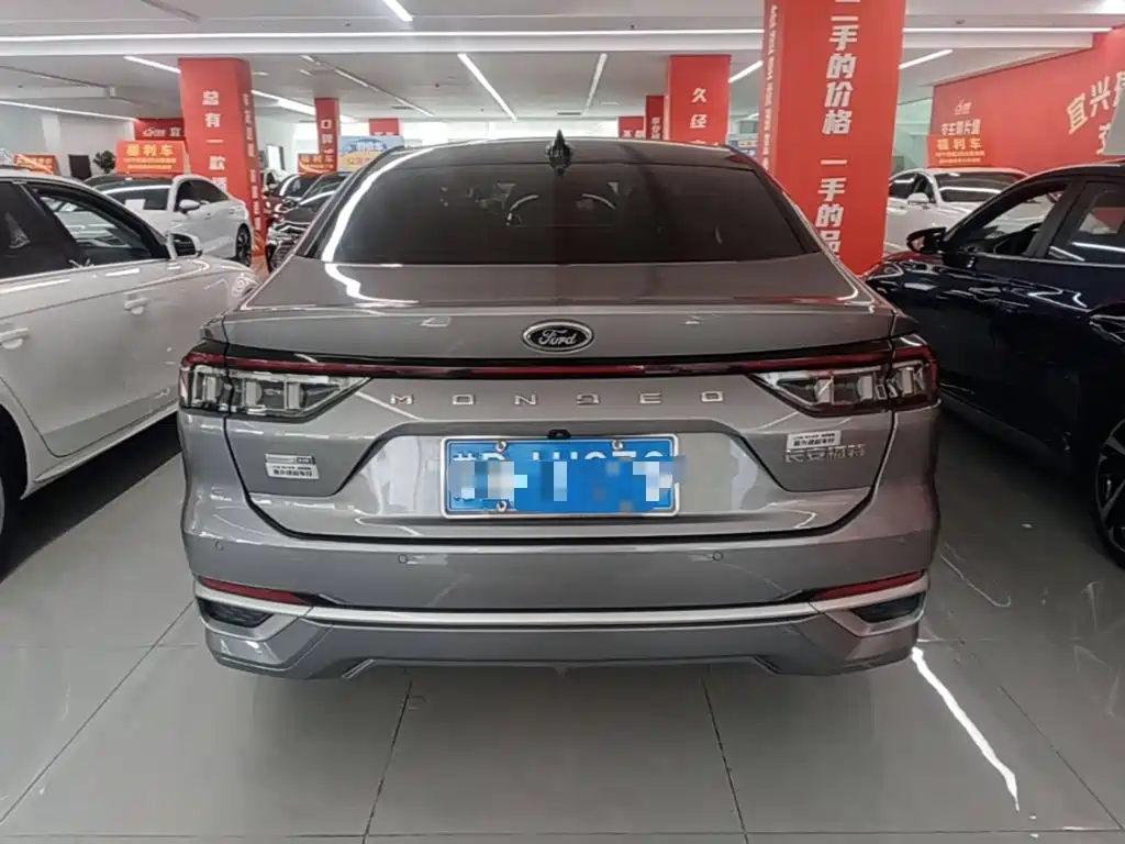 Ford Mondeo — миниатюра 6