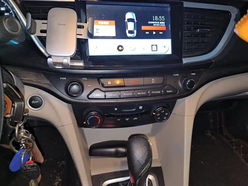 Buick Excelle — миниатюра 14