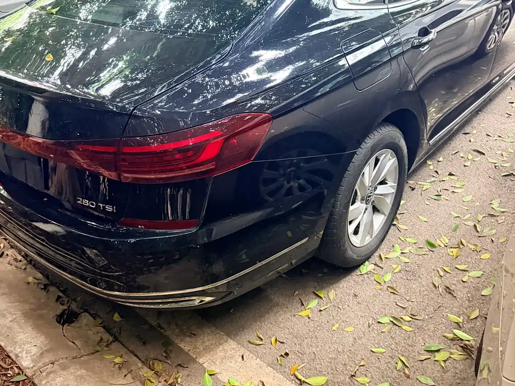 Volkswagen Passat 2022 — фото 14
