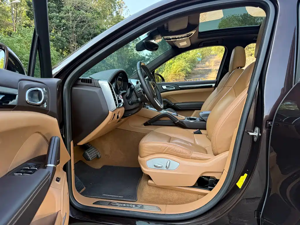 PORSCHE CAYENNE NEW ENERGY