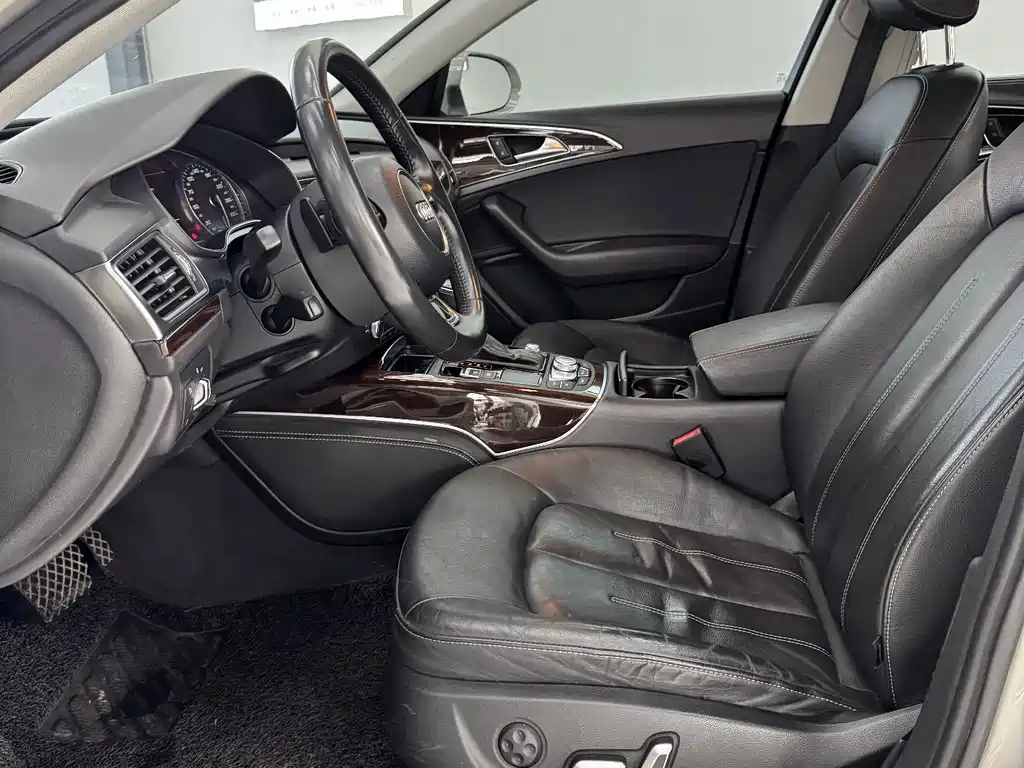 Audi A6L New Energy — миниатюра 12