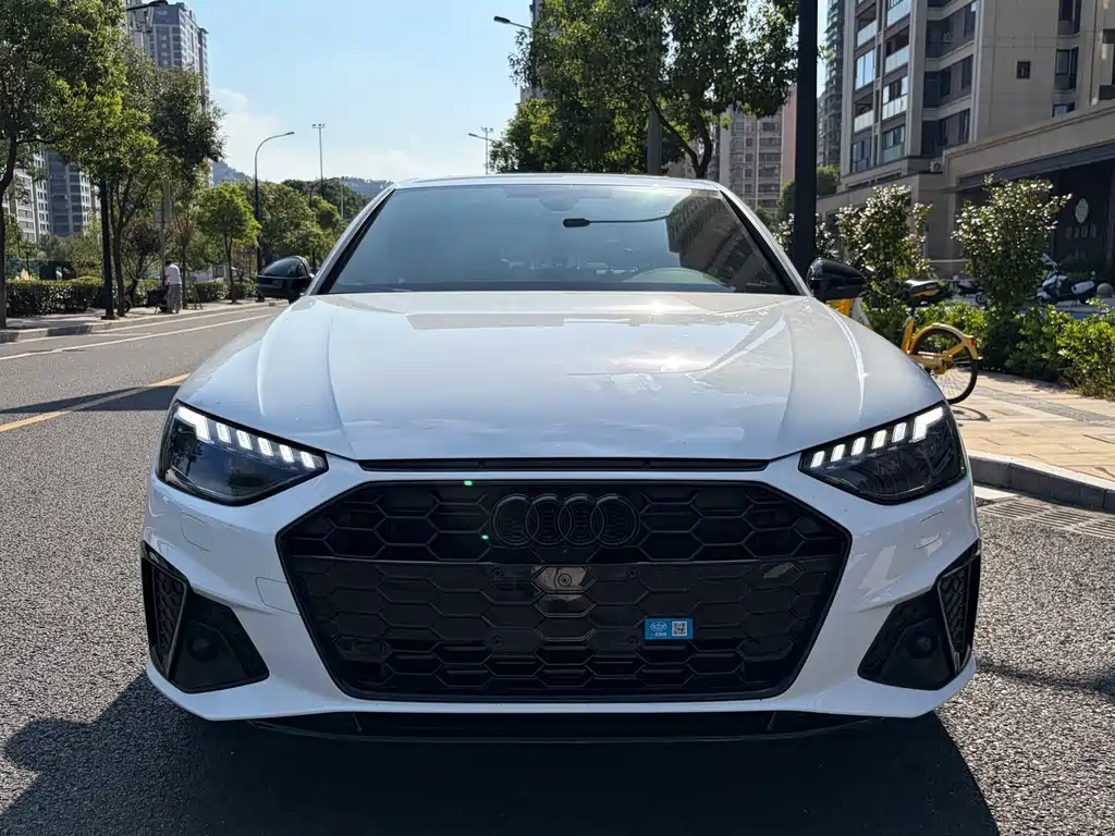 Audi A4L — миниатюра 2