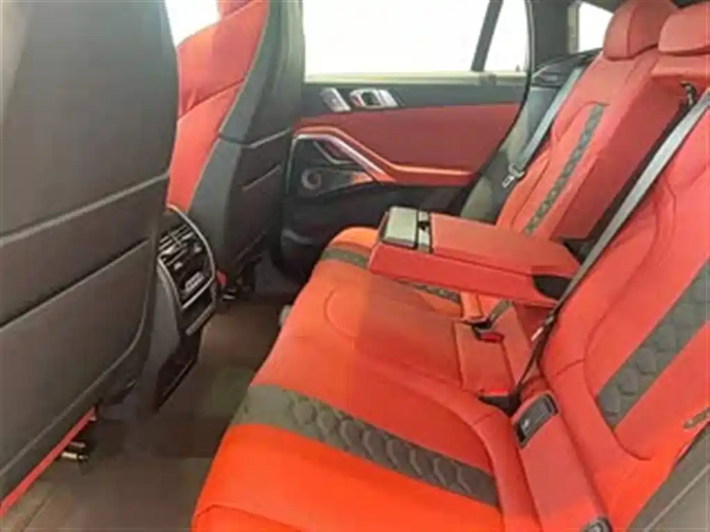 BMW X6 M — миниатюра 10