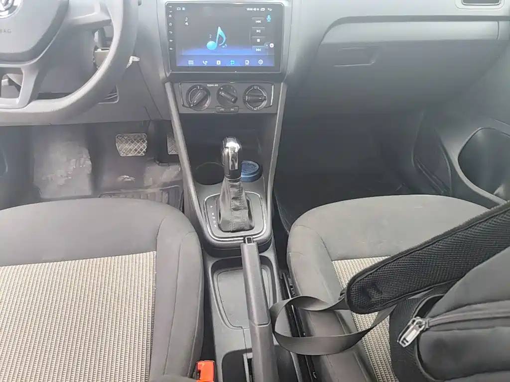 Volkswagen Polo — миниатюра 14