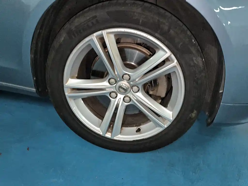 Volvo S90 — миниатюра 8