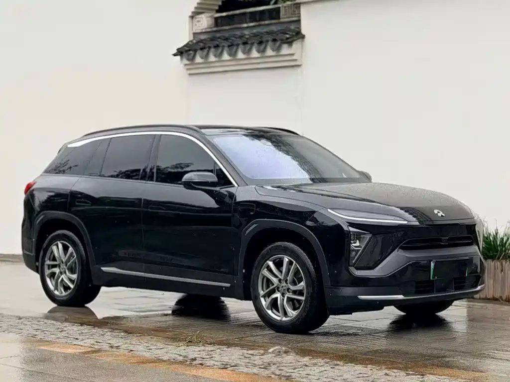 NIO ES6