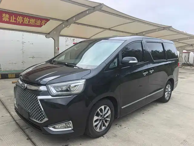 JIANGQI GROUP RUIFENG M6 2018