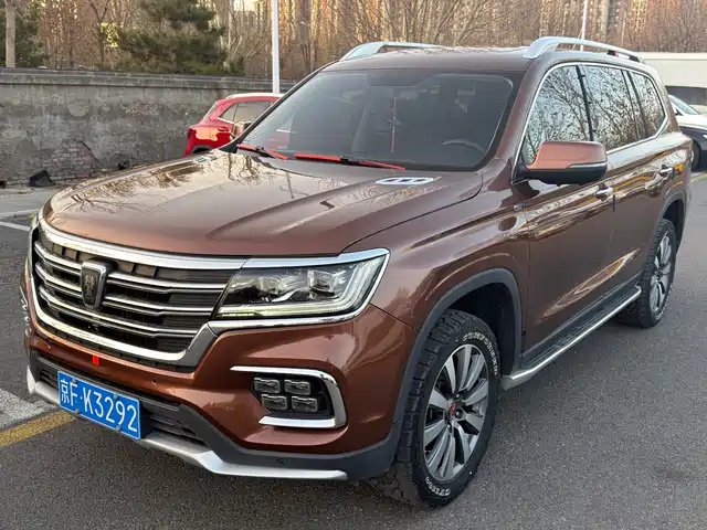 ROEWE RX8 2018
