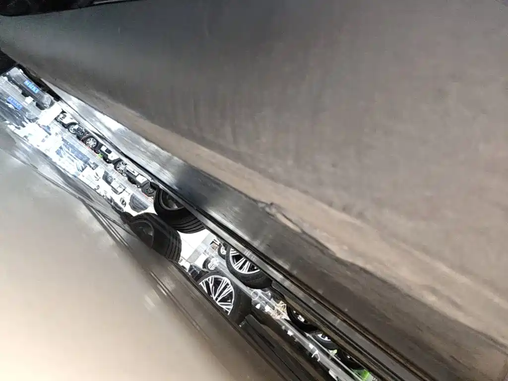 Tesla Model Y — миниатюра 22