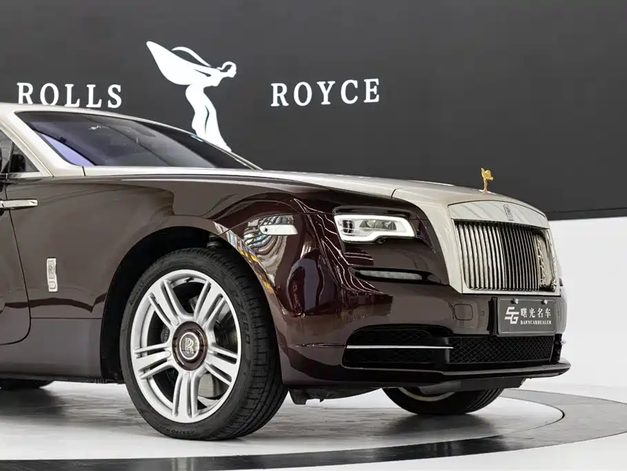 ROLLS-ROYCE PHANTOM