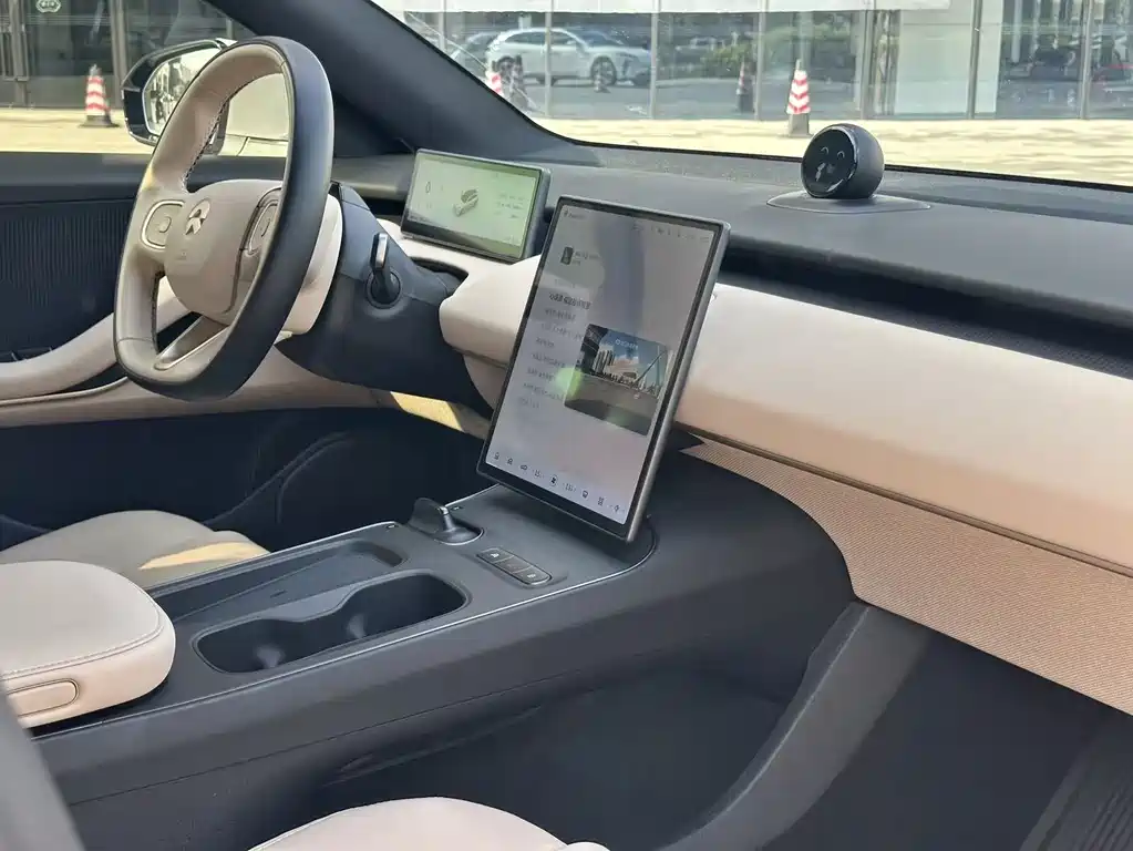 NIO ET5T — миниатюра 11