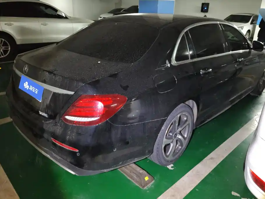 Mercedes-Benz E-Class — миниатюра 3