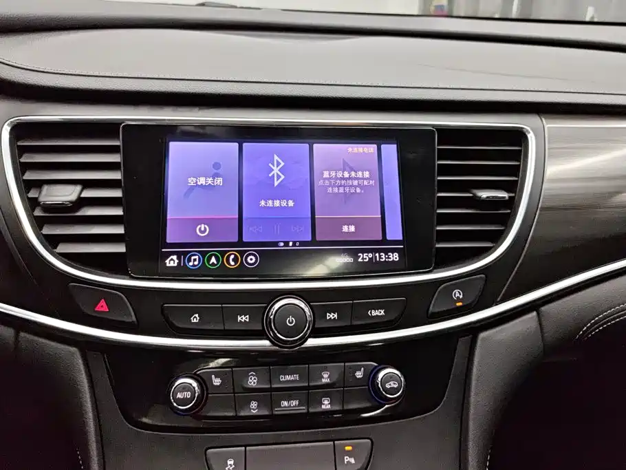Buick LaCrosse — миниатюра 13