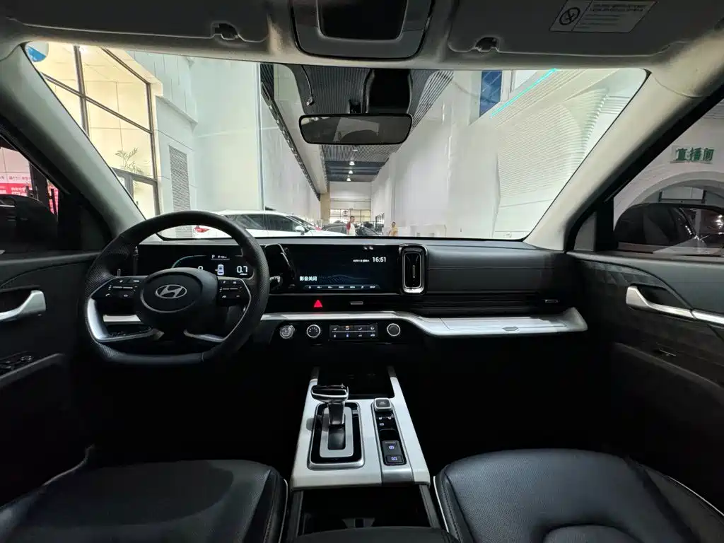 Hyundai ix35 - фото 9