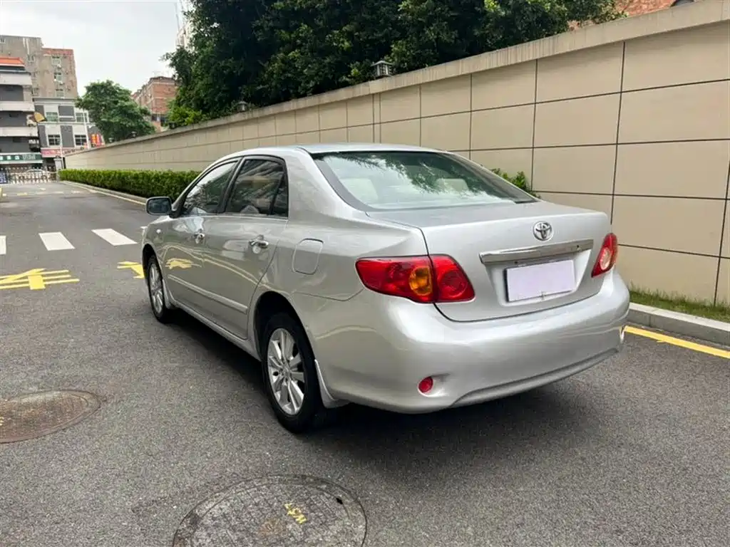 Toyota Corolla 2009 1.8L AT GLX-i