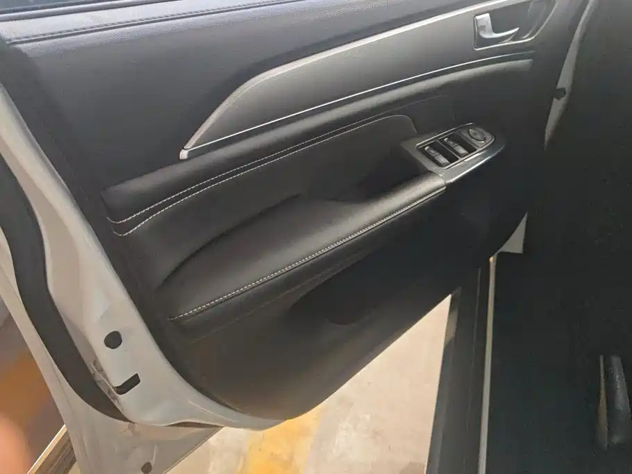 Haval M6 - фото 7