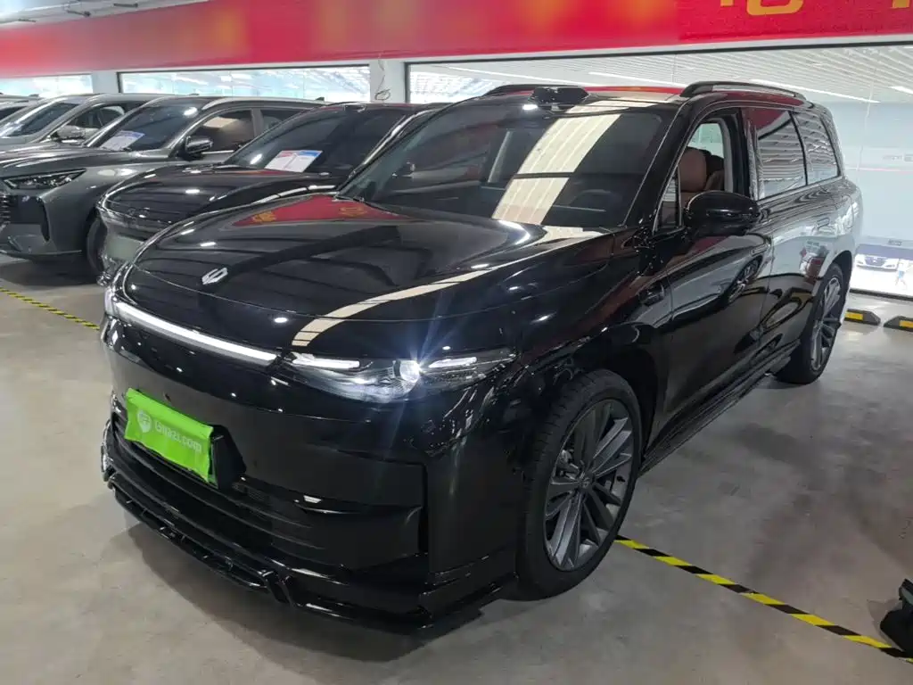 Leapmotor C16