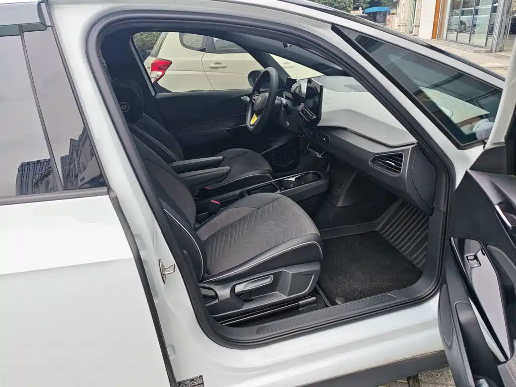 Volkswagen ID.3 — миниатюра 6