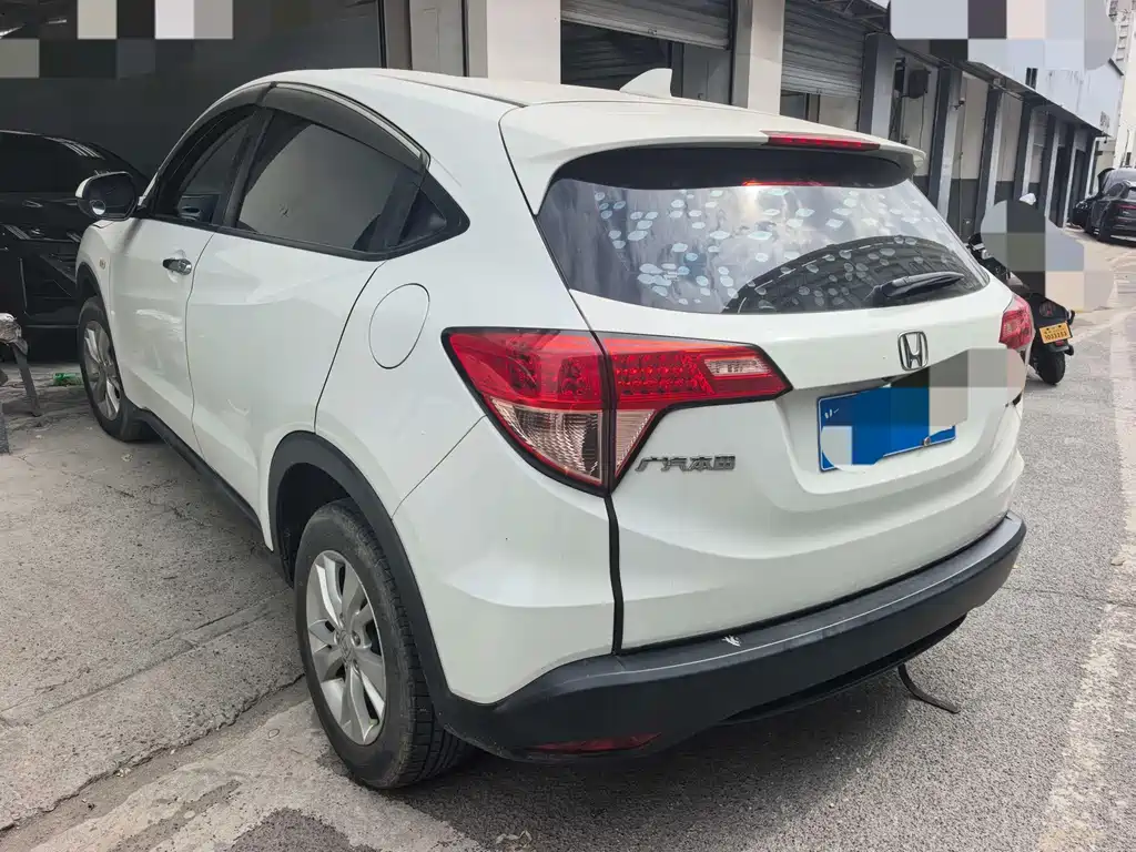 Honda Vezel — миниатюра 3