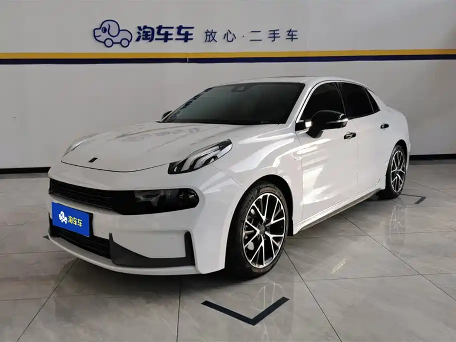 Lynk & Co 03 2022
