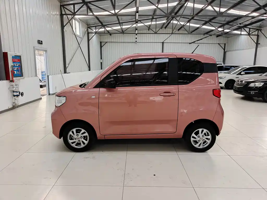 Wuling MINIEV — миниатюра 3