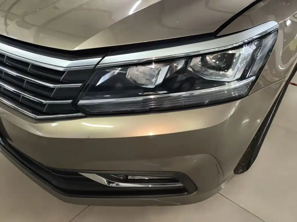Volkswagen Passat — миниатюра 24