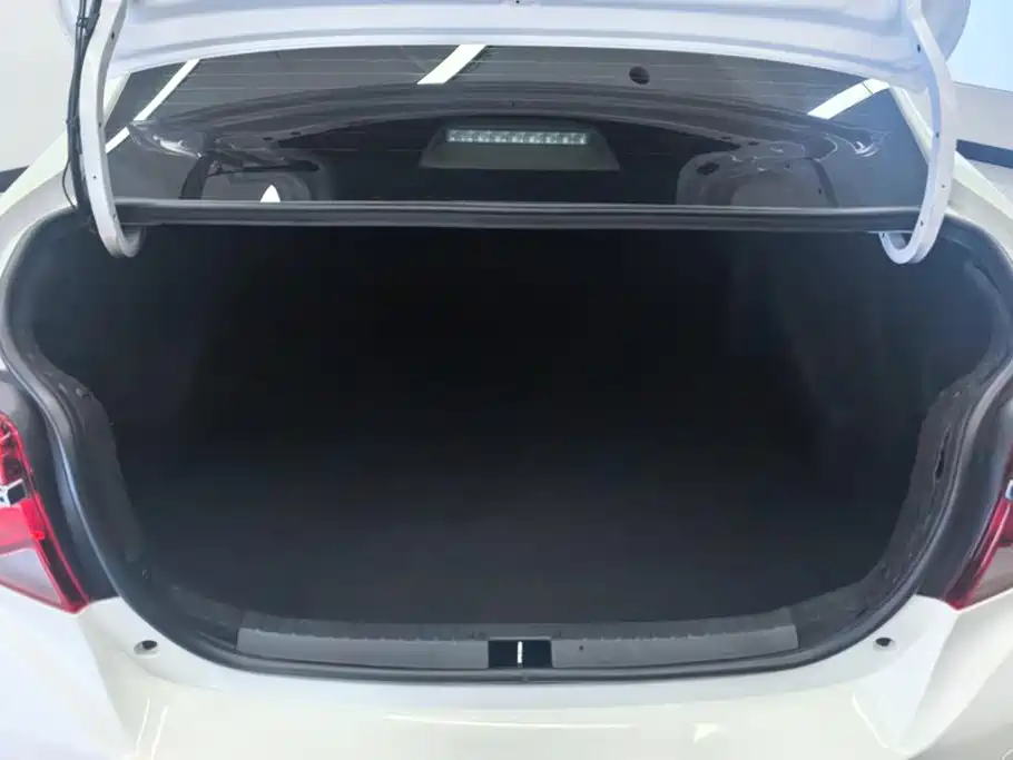 Toyota Vios — миниатюра 4
