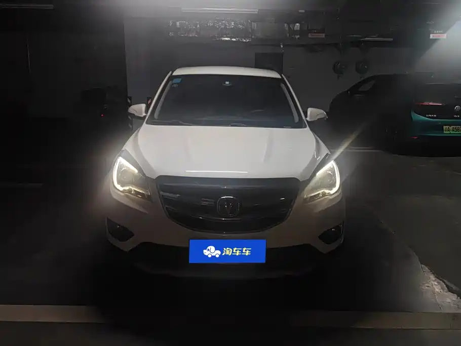 Changan CS35 — миниатюра 2