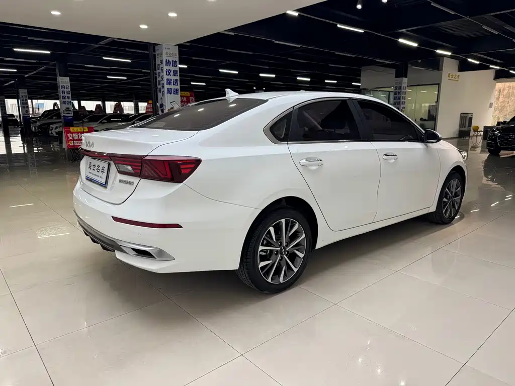 Kia K3 — миниатюра 10