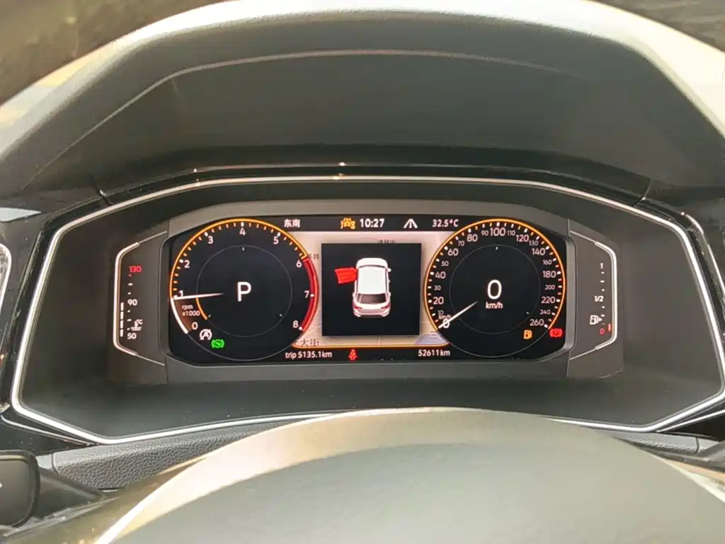 Volkswagen T-Roc — миниатюра 12