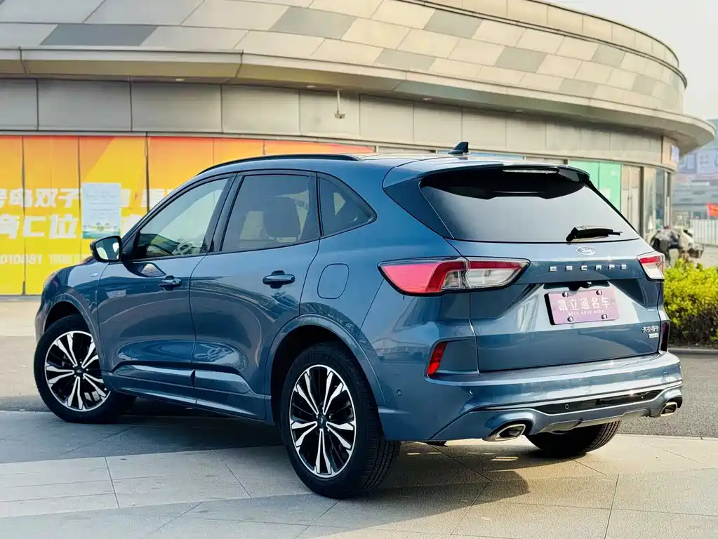 Ford Escape 2020 EcoBoost 245 ST-LINE