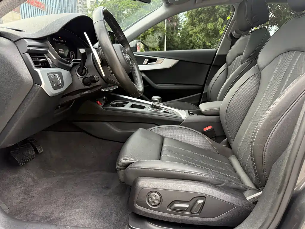 Audi A4L — миниатюра 10
