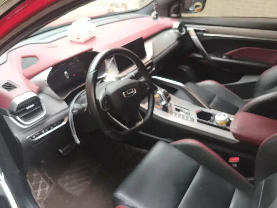 Geely Binyue — миниатюра 9