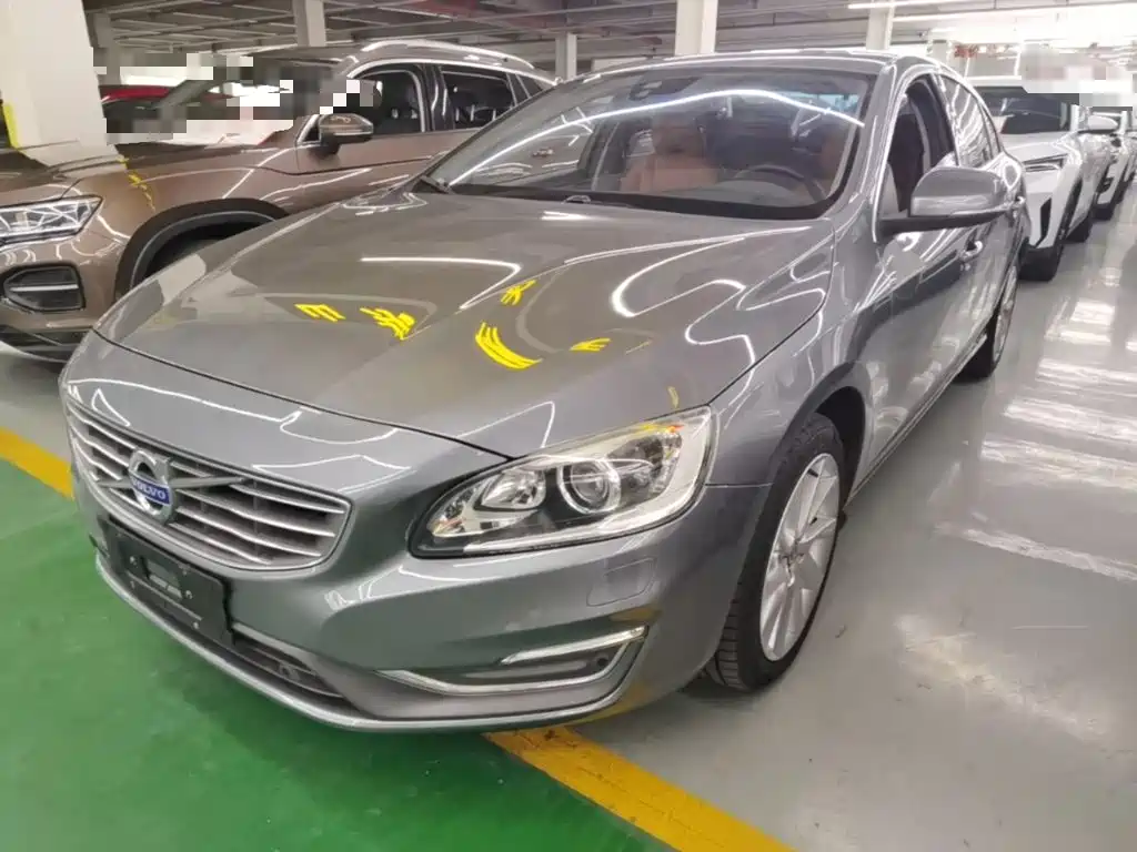 Volvo S60