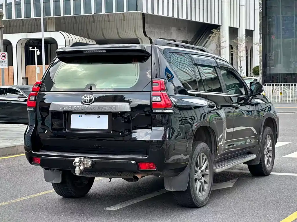 Toyota Prado (Import) — миниатюра 10