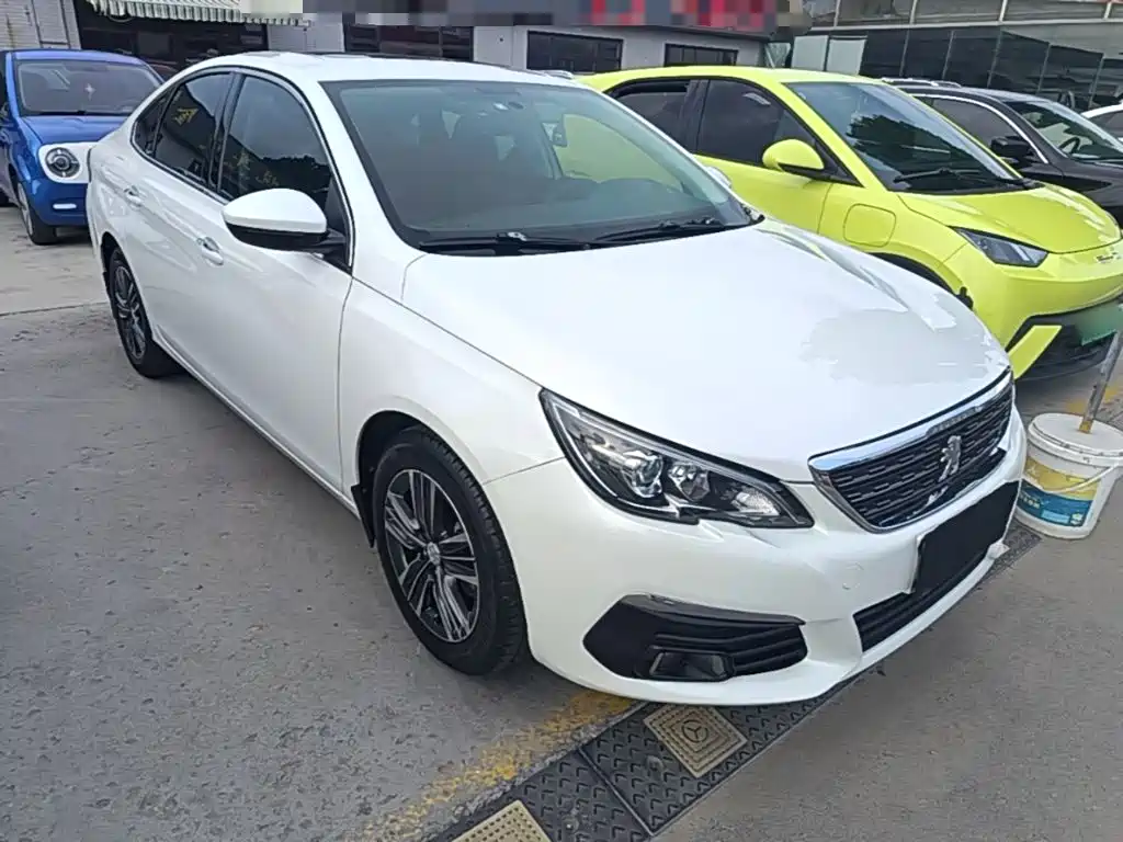 Peugeot 308 — миниатюра 4