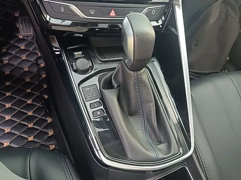 Peugeot 308 — миниатюра 14