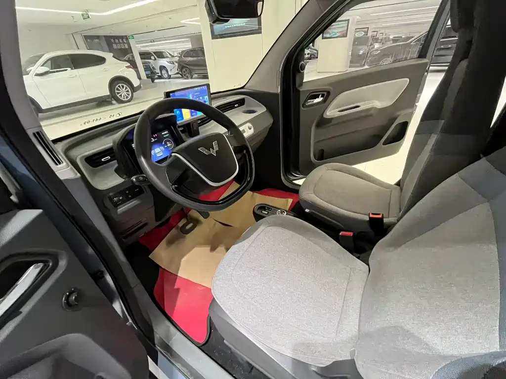 Wuling MINIEV — миниатюра 5