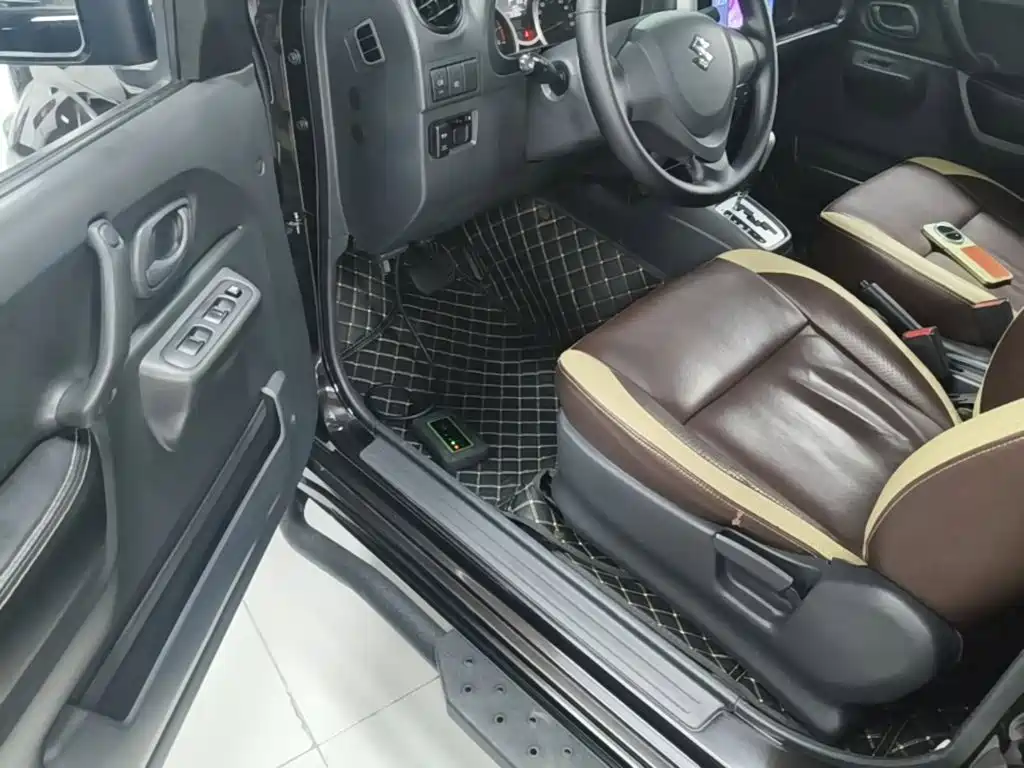 Suzuki Jimny — миниатюра 16