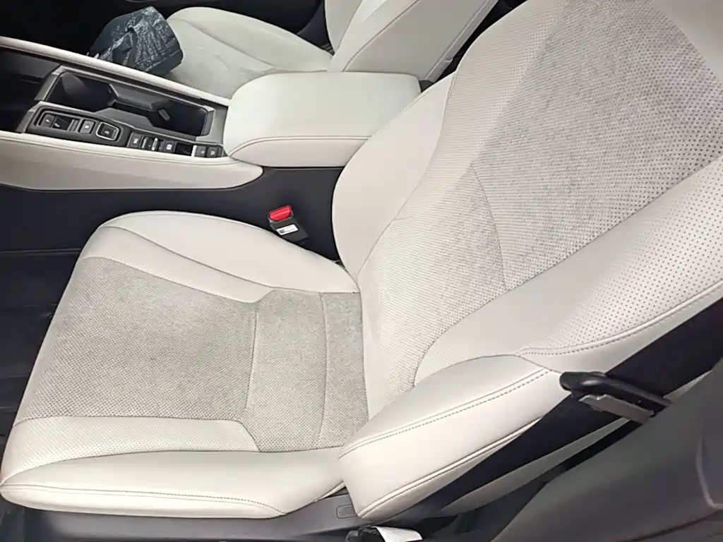 Honda Inspire PHEV — миниатюра 15