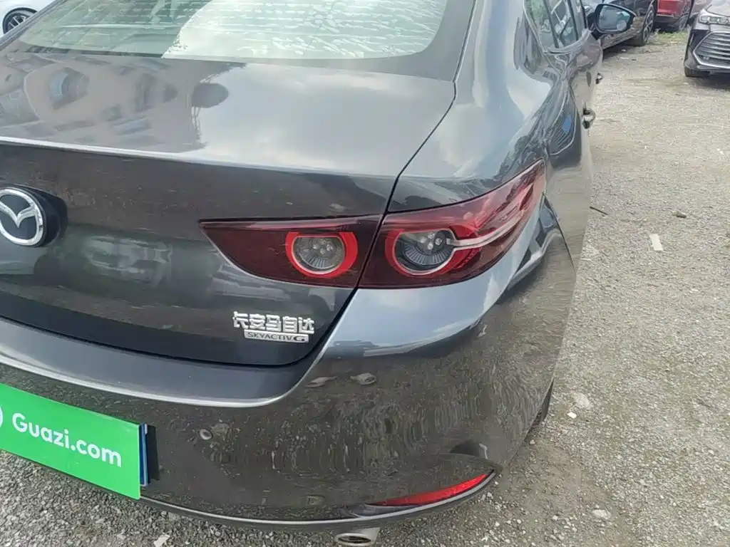 Mazda 3 Axela — миниатюра 8